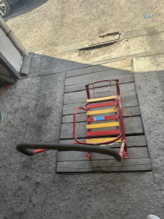 Продам санки зимние