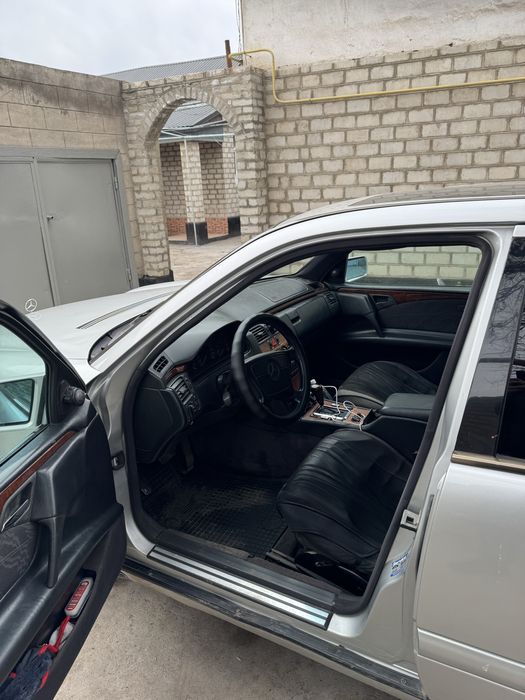 Машина продается