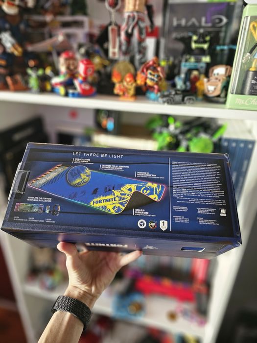 Mouse pad razer goliathus extended chroma fortnite edition nou - sigil