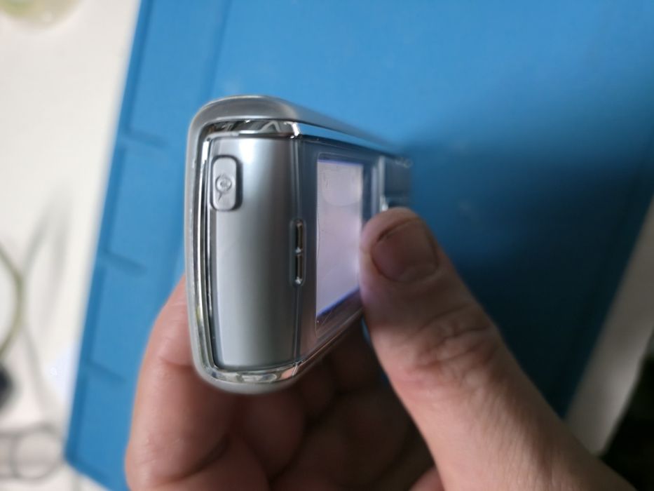 Telefon Colectie: Nokia 6151 recarosat