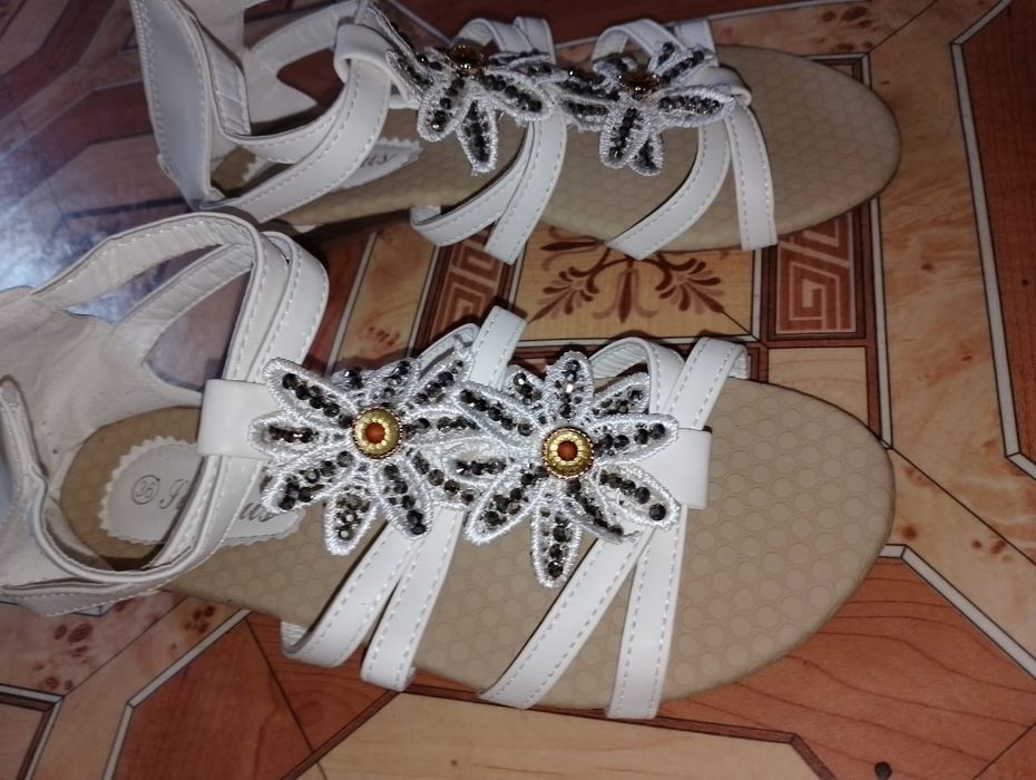 Продам обувь по 500 тенге