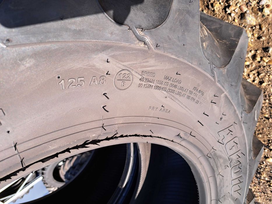 340/85R24 marca OZKA cauciucuri radiale noi pentru tractor fata