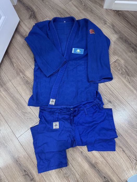 Продам дзюдоги.