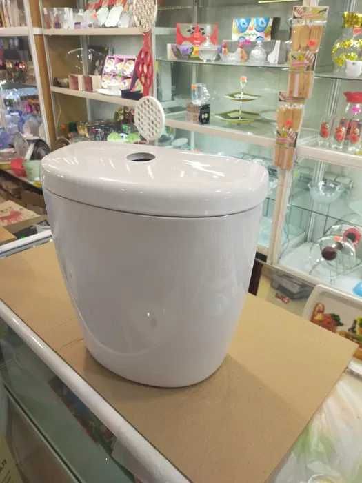 Крышка бачка унитаза