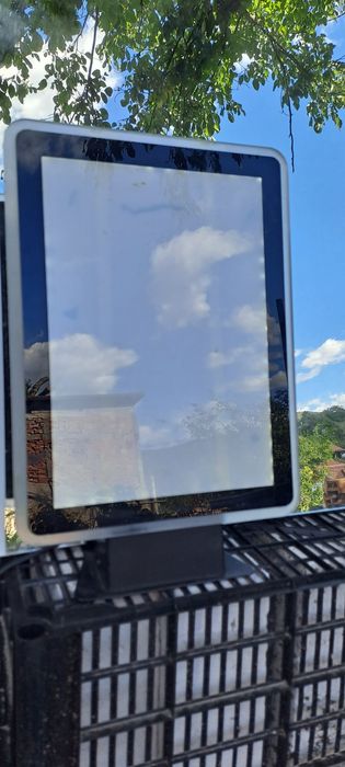 Светеща реклама.