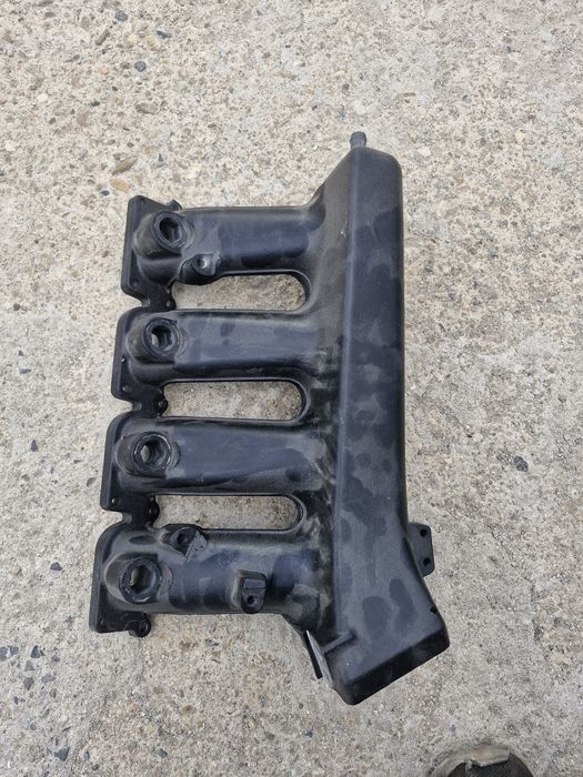 Всмукателен колектор за ауди а4 б5 1.8т