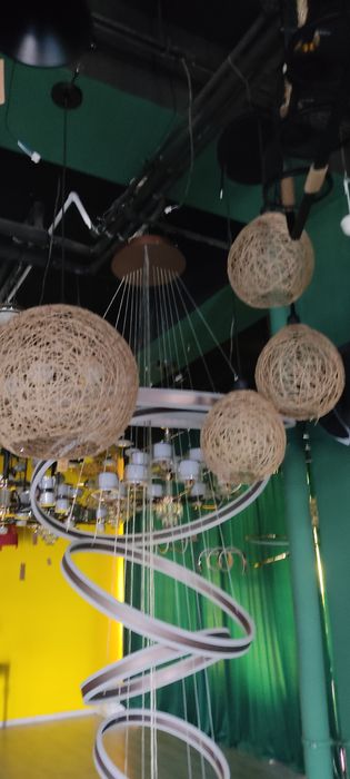 Lyustra ruchnoy noviy