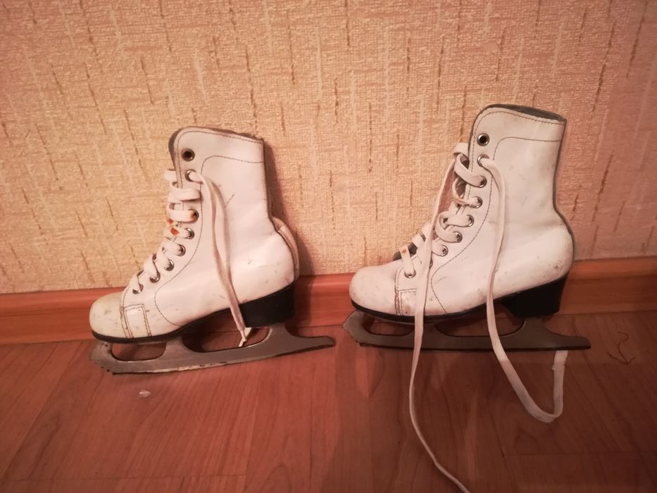Продам коньки детские 175