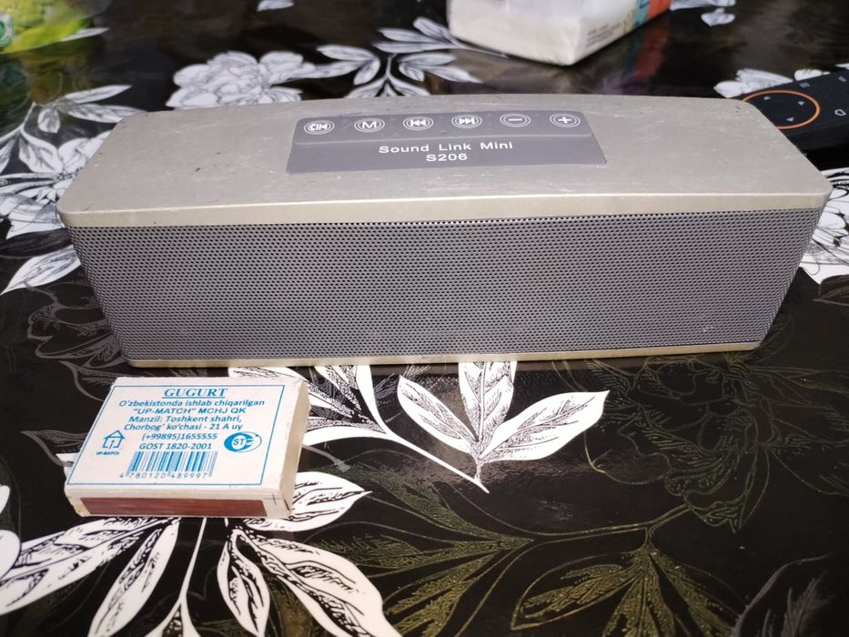 Мобильная колонка на запчасти (ишламиди)