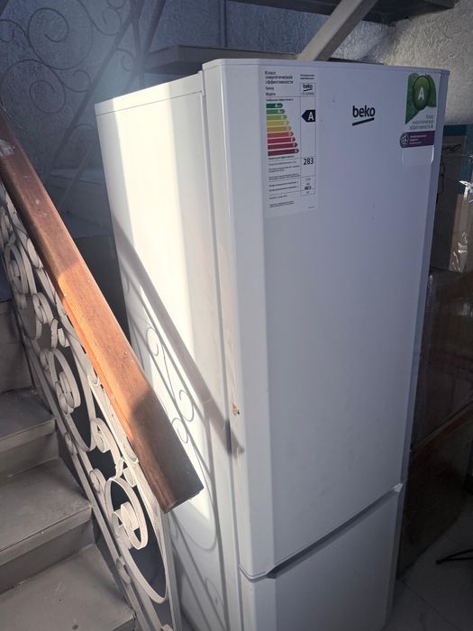 Продам холодильник