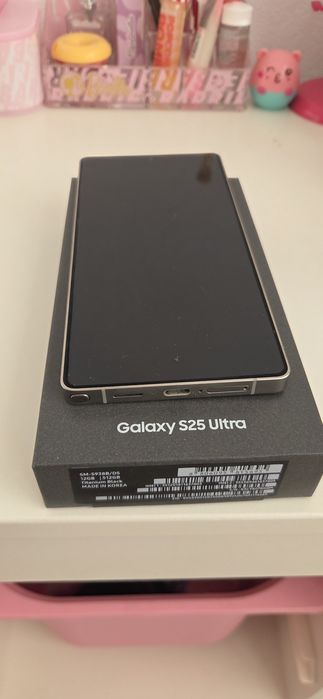 Samsung Galaxy S25 Ultra 512 Gb Titanium Black garanție08/27 impecabil