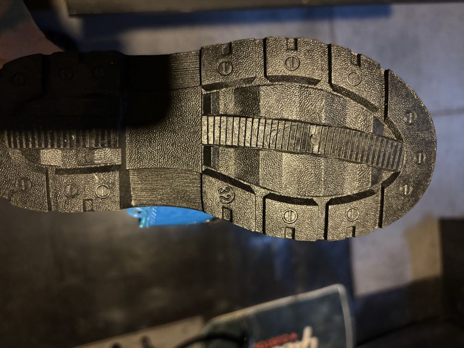 Детски лачени обувки - тип кубинки