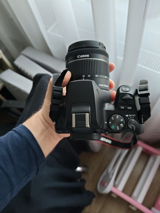 Vand/Schimb Camera Canon 250D