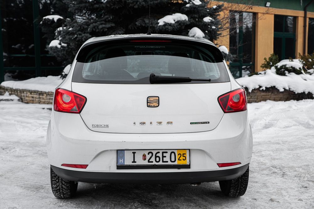 Seat       ibiza