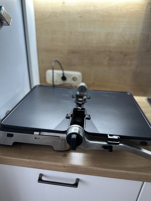 Электрогриль Delonghi MultiGrill CGH 1030D мультигриль