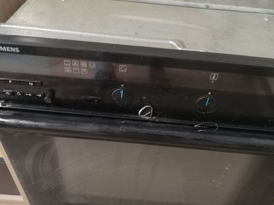 Фурна за вграждане Simens