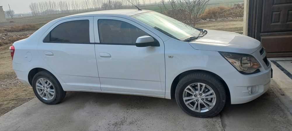 Срочно сотилади  янги мошина