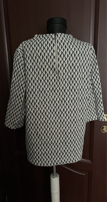 Bluza cu print retro Taifun