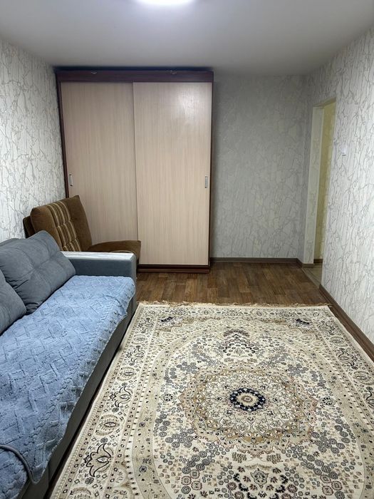 Сдам 2х комн квартиру