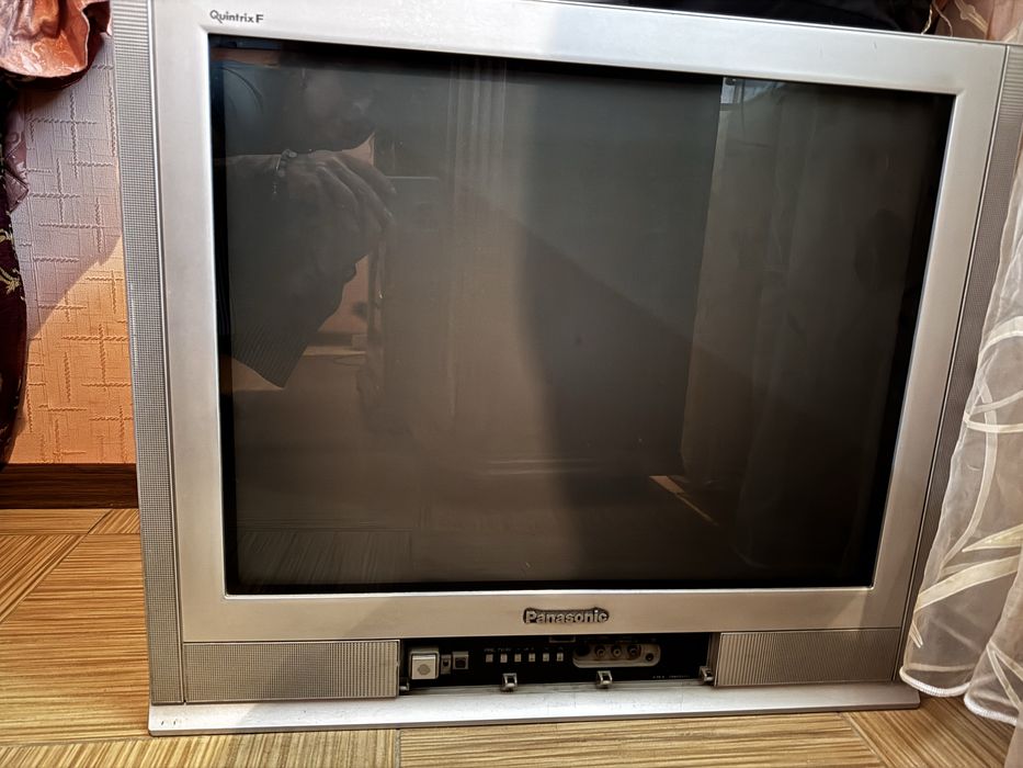 Телевизор панасоник