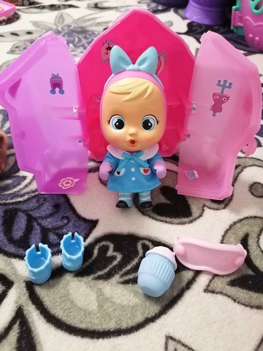 Păpuși Cry babies