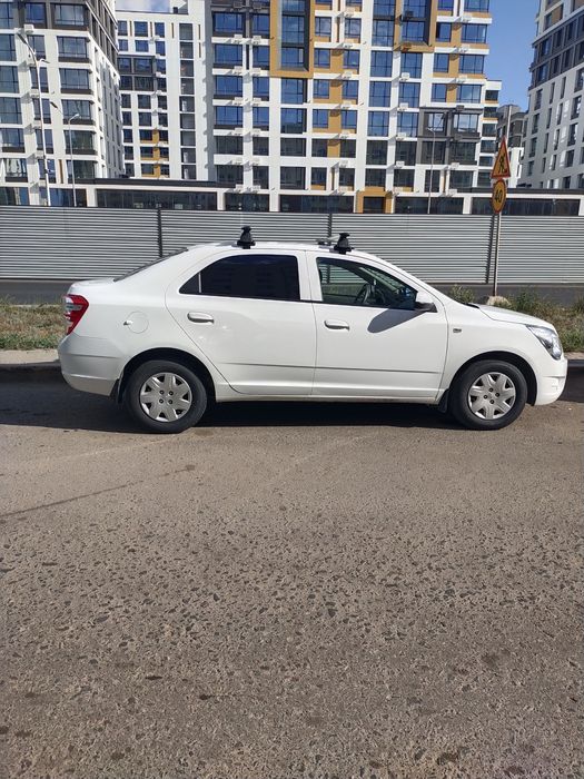 Продам рейлинги LUX на Шевроле Кобальт