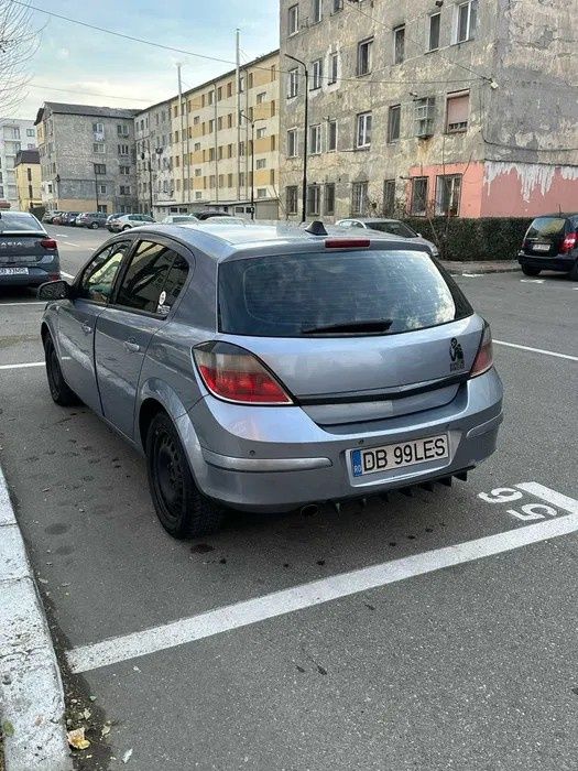 Opel Astra H 2004