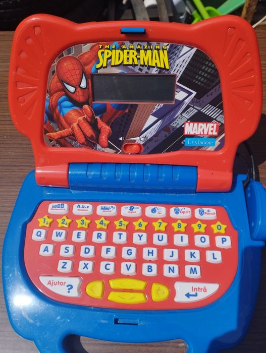 Vând jucării preț discutabil