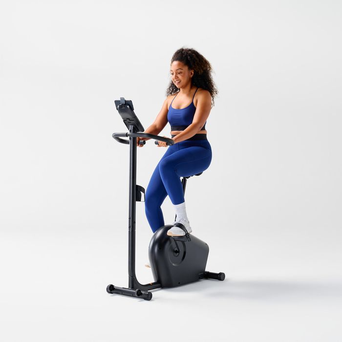 Bicicletă de apartament cu rezistență - produs resigilat Decathlon