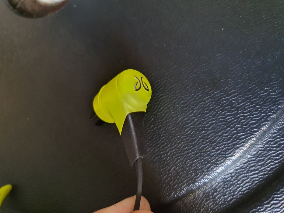 Продавам Безжични слушалки Jaybird