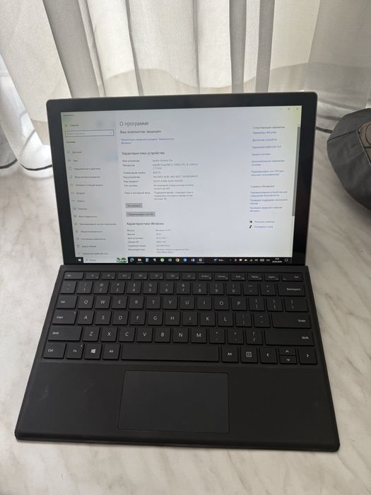 Microsoft Surface Pro 5 256 gb SSD ноутбук-планшет