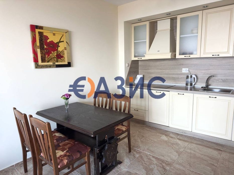 Продава се Двустаен апартамент в Поморие - 61 кв.м за 1968 €/кв.м - Снимка #2