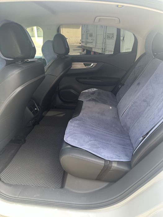 Hongqi EQM5 (450) тали 2024 йил