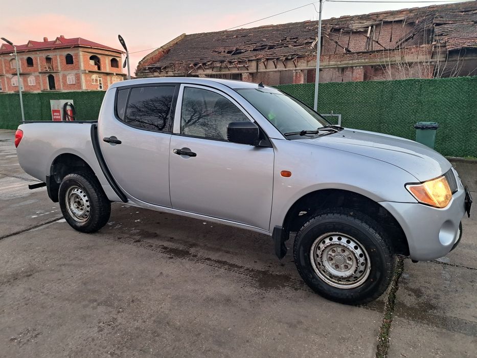 Vand Mitsubishi l200 4×4.