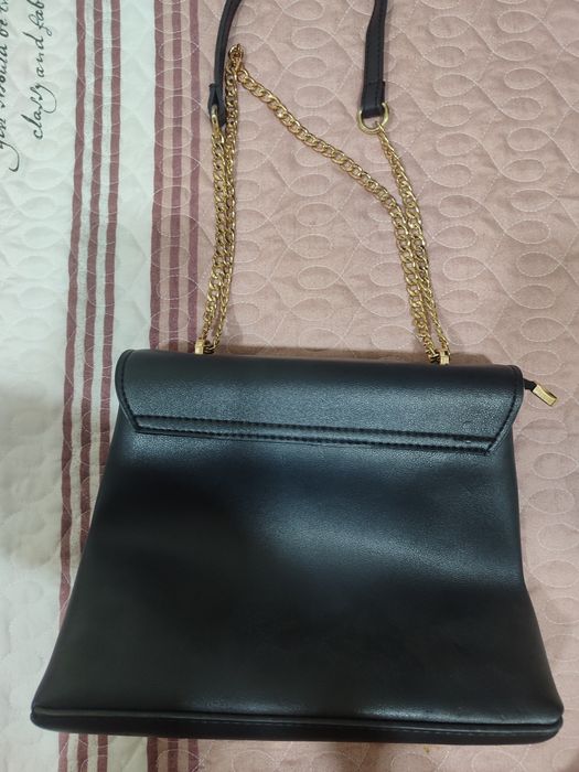 Ayollar sumkasi kunlik tutish uchun