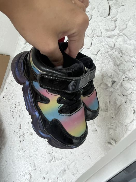 Детская обувь для девочки