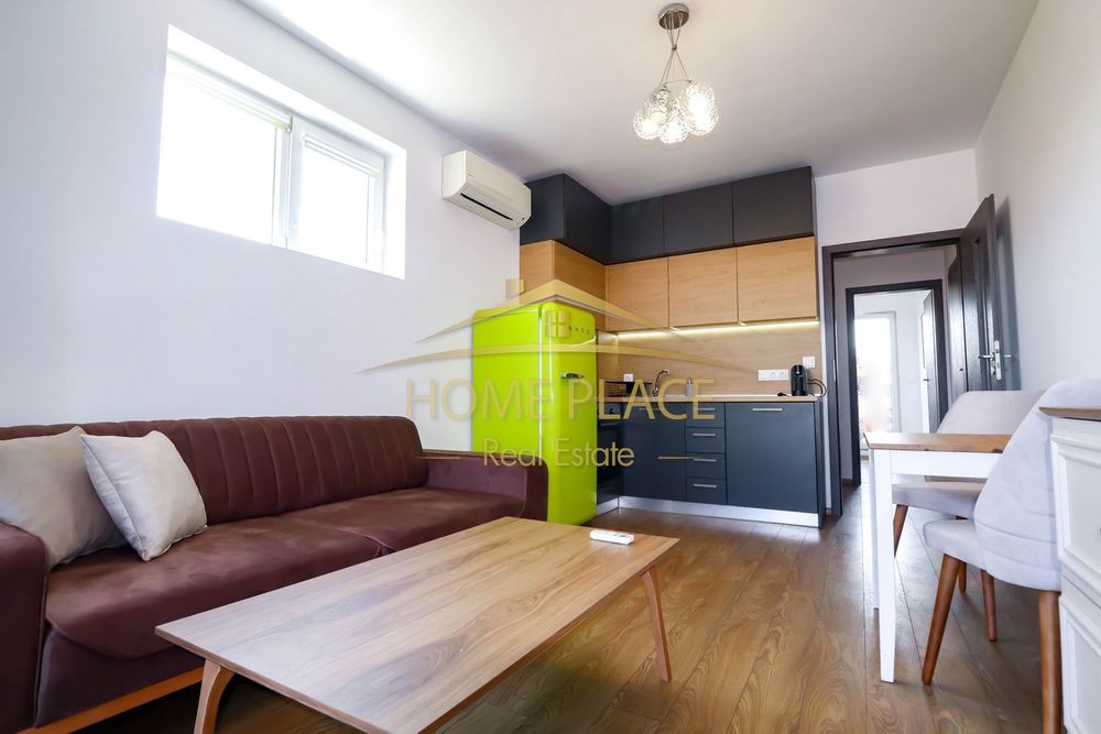 Дава се под наем Двустаен апартамент в Варна, Център - 60 кв.м за 612 € - Снимка #1