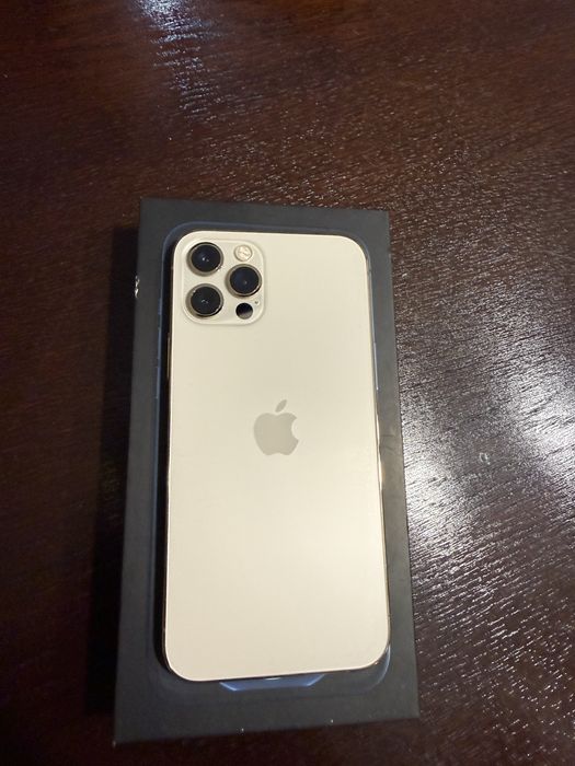Vand iPhone 12 pro - 256gb - gold