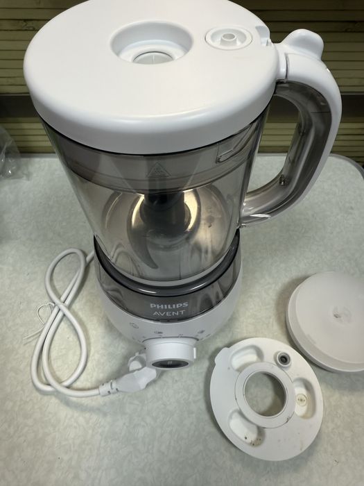Уред за готвене на пара и блендер 4 в 1 Philips Avent