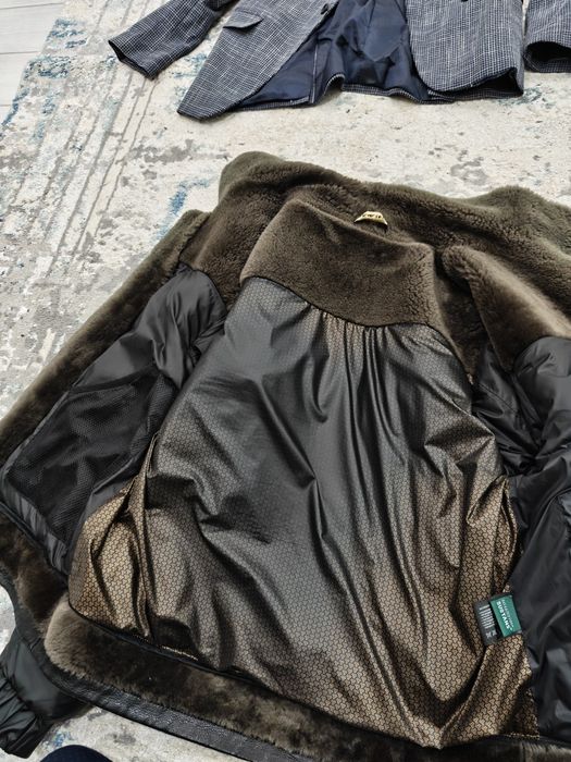 Продам зимнюю куртку, пиджаки