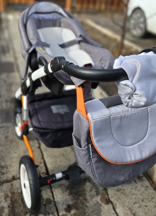 Коляска 3 в 1 Adamex