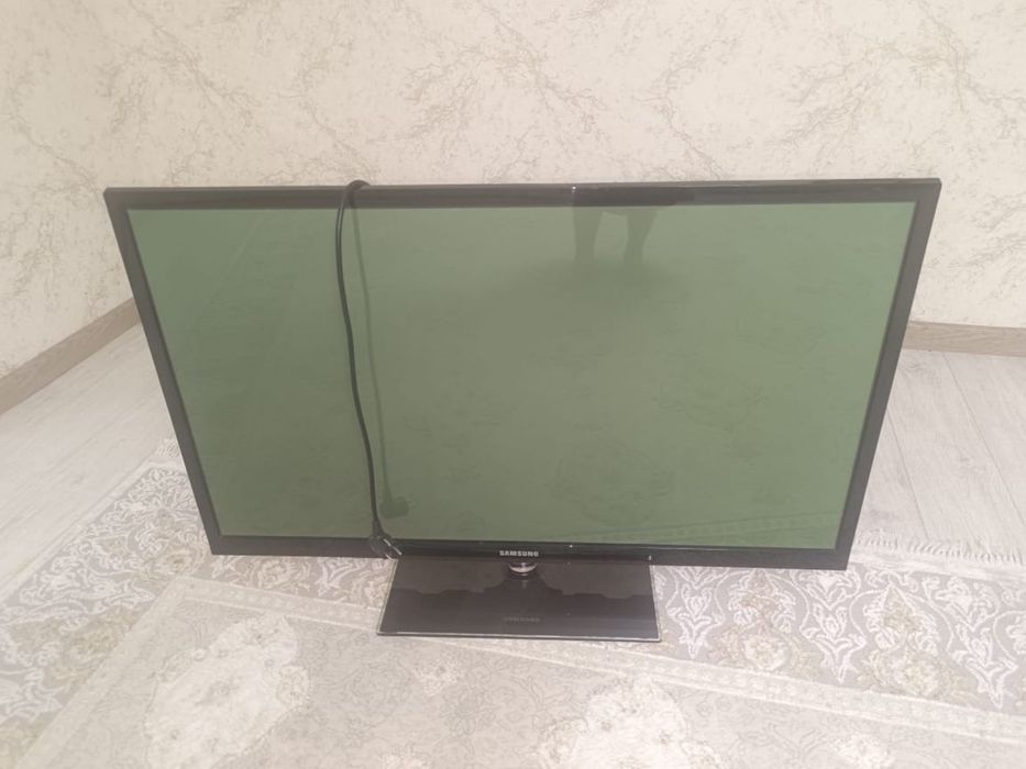 Телевизор SAMSUNG