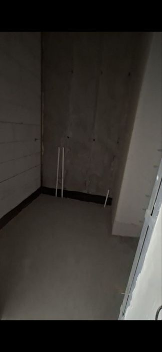 1 хона метро Сергели срочно продаётся сотилади