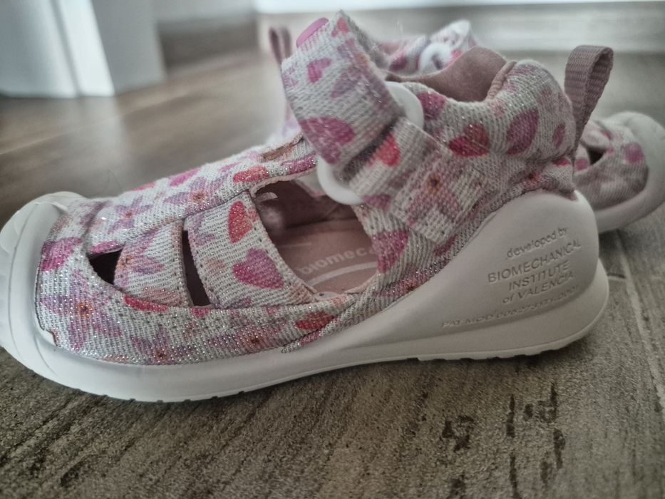 Sandale Biomecanics nr 20