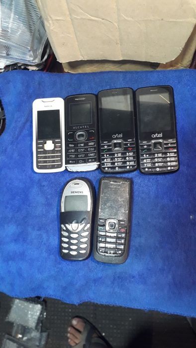 telifon klassika classic retro eski telifonla bor nokia simens artel