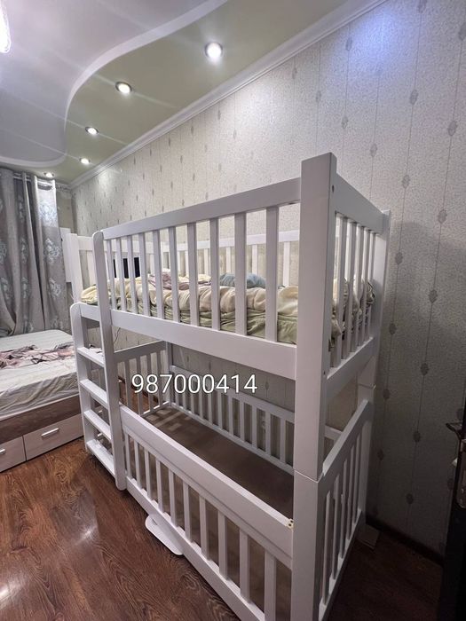 Двухьярусная кроватиь