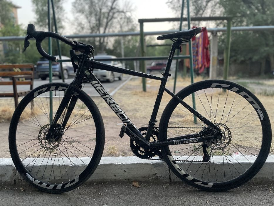 Шоссейный велосипед