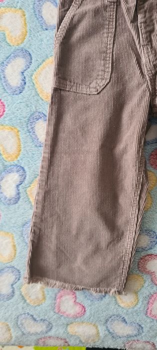 Pantaloni Zara marimea 92, noi