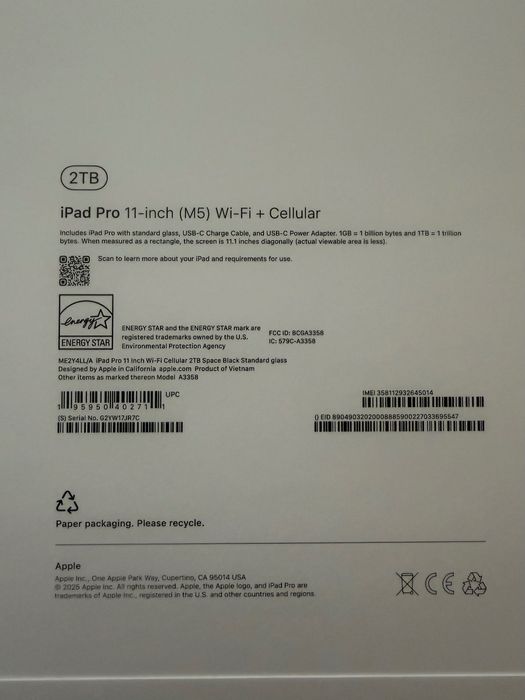 Чисто Нов IPad Pro 11 инча M5 Чип 2 TB памет WiFi + Cell