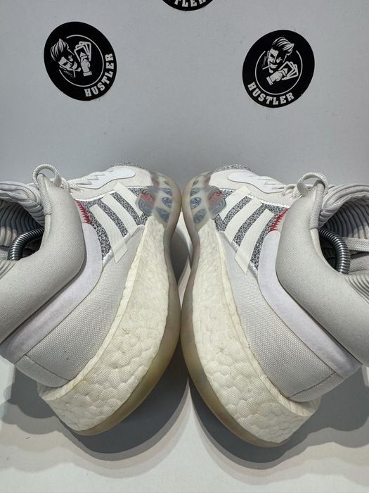 Маратонки ADIDAS MARQUEE BOOST .Номер 44